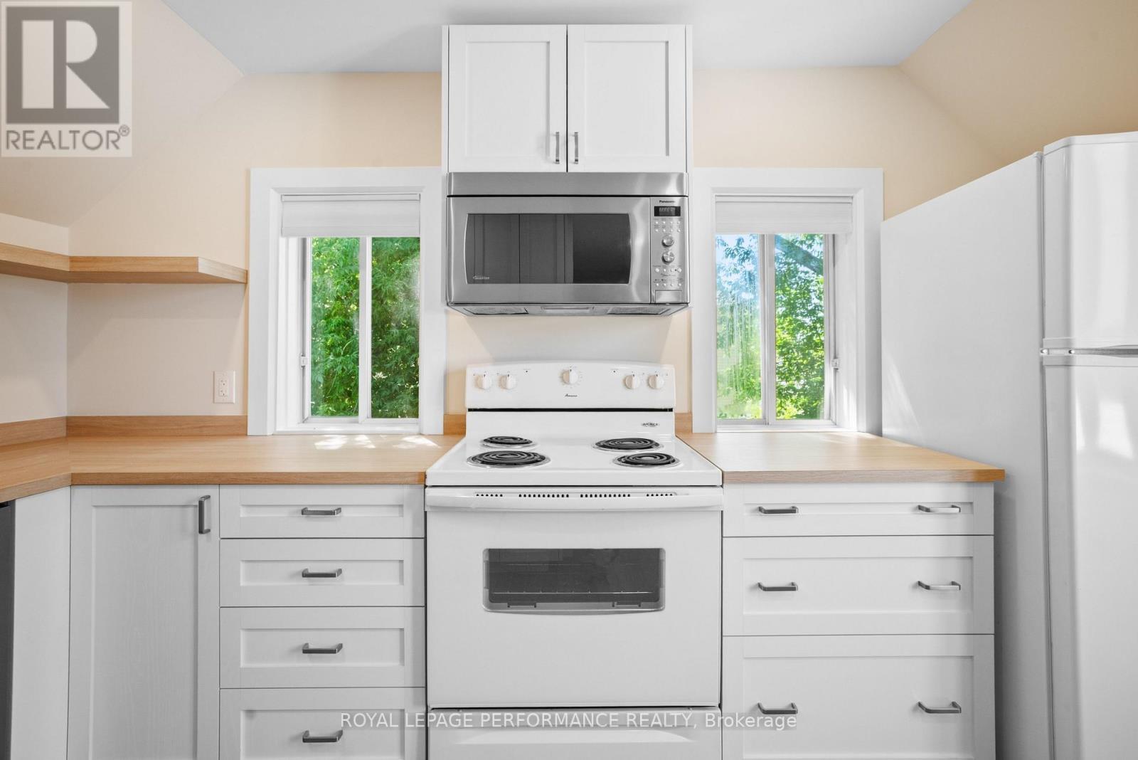 












137-139 MAIN STREET S

,
North Glengarry,




Ontario
K0C1A0

