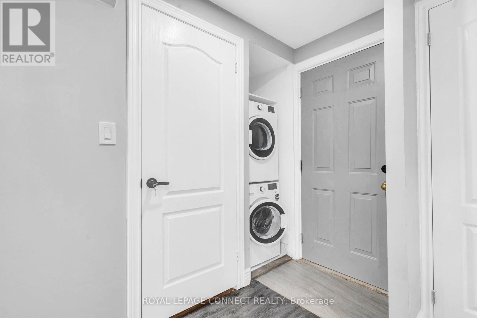 












BASEMENT - 3B GEORGE STREET

,
Innisfil,




Ontario
L0L1L0

