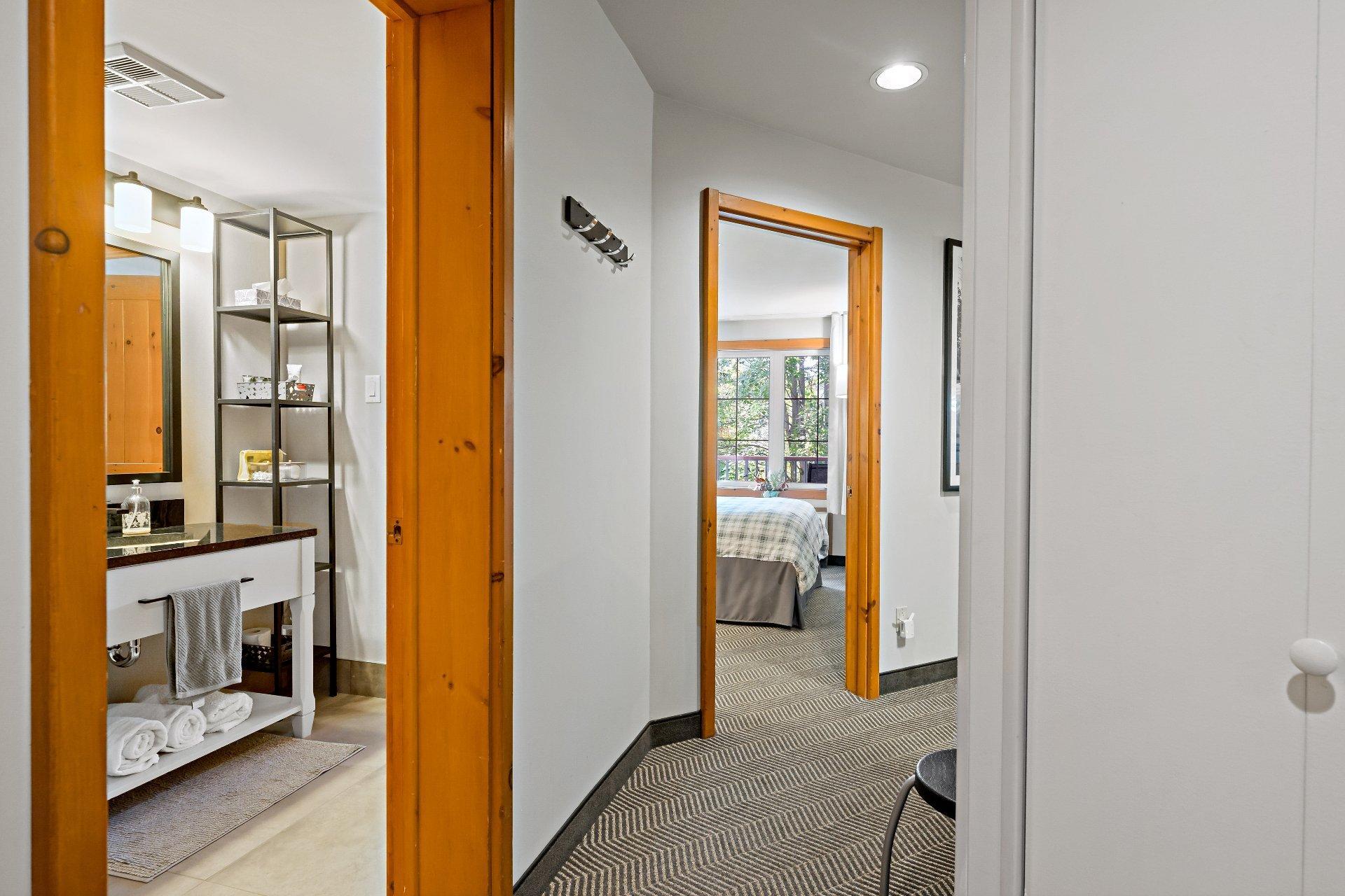 









140


Ch. au Pied-de-la-Montagne

, 313,
Mont-Tremblant,




QC
J8E3M2

