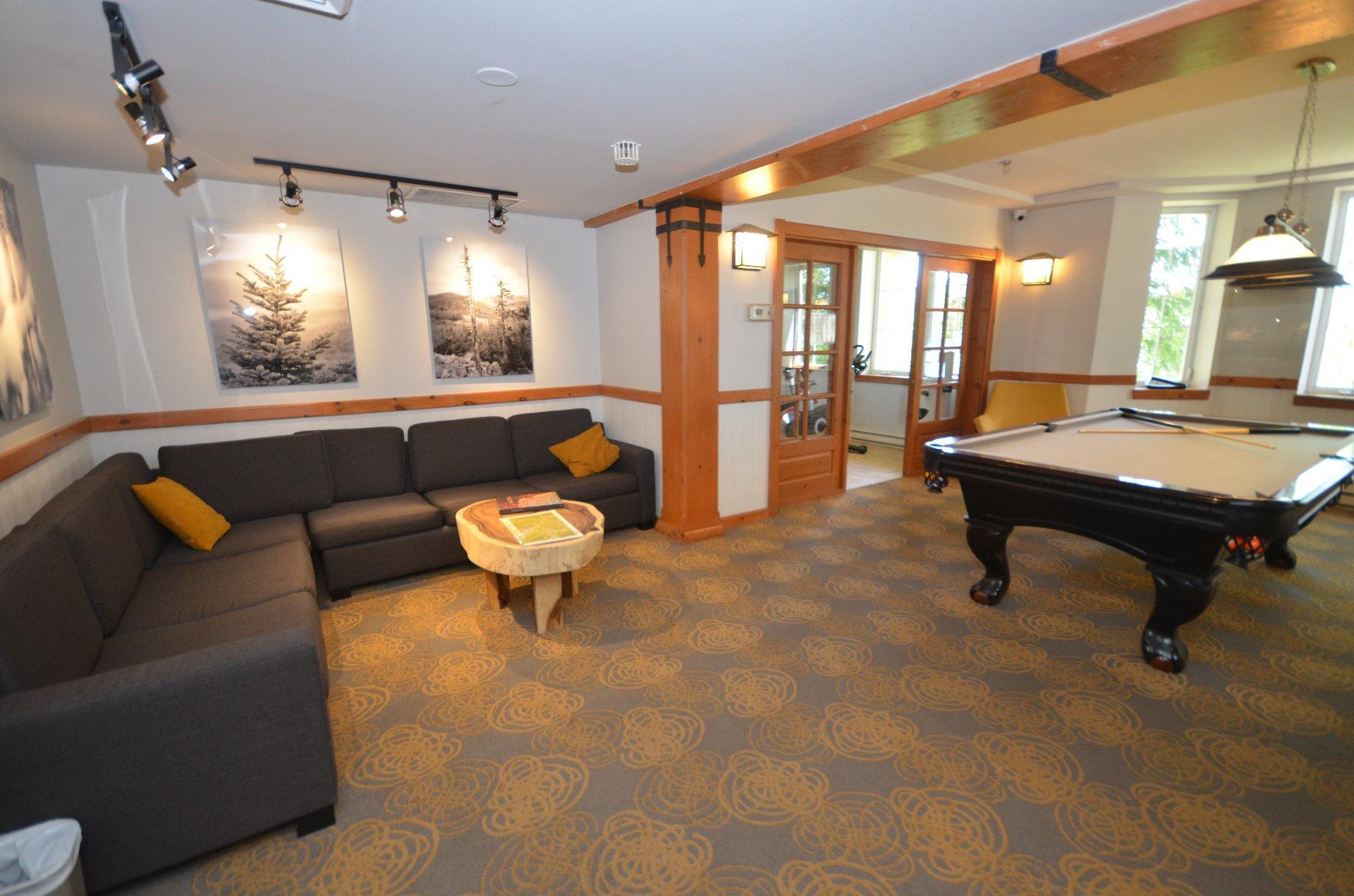 









140


Ch. au Pied-de-la-Montagne

, 313,
Mont-Tremblant,




QC
J8E3M2

