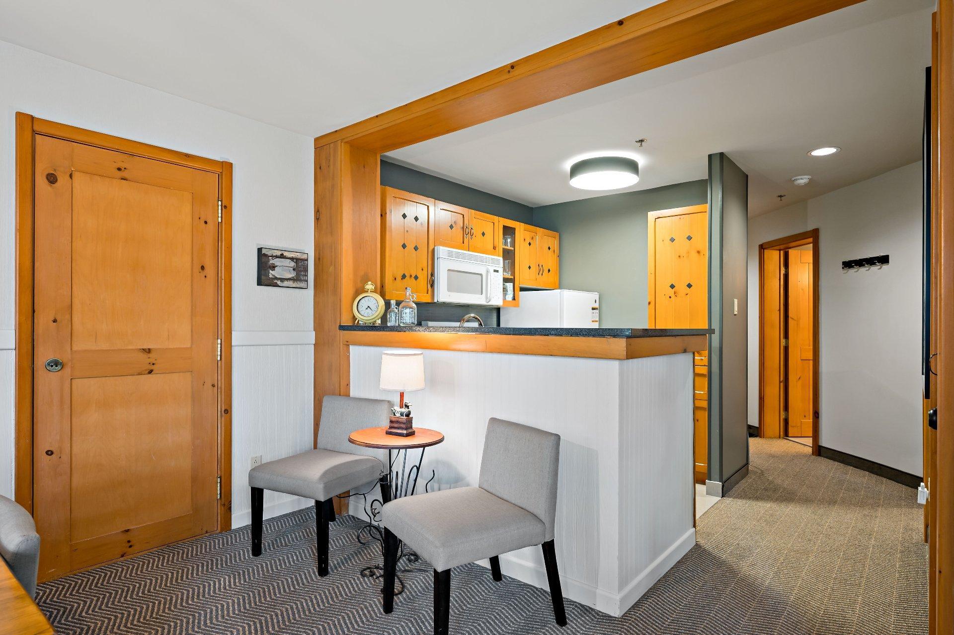 









140


Ch. au Pied-de-la-Montagne

, 313,
Mont-Tremblant,




QC
J8E3M2

