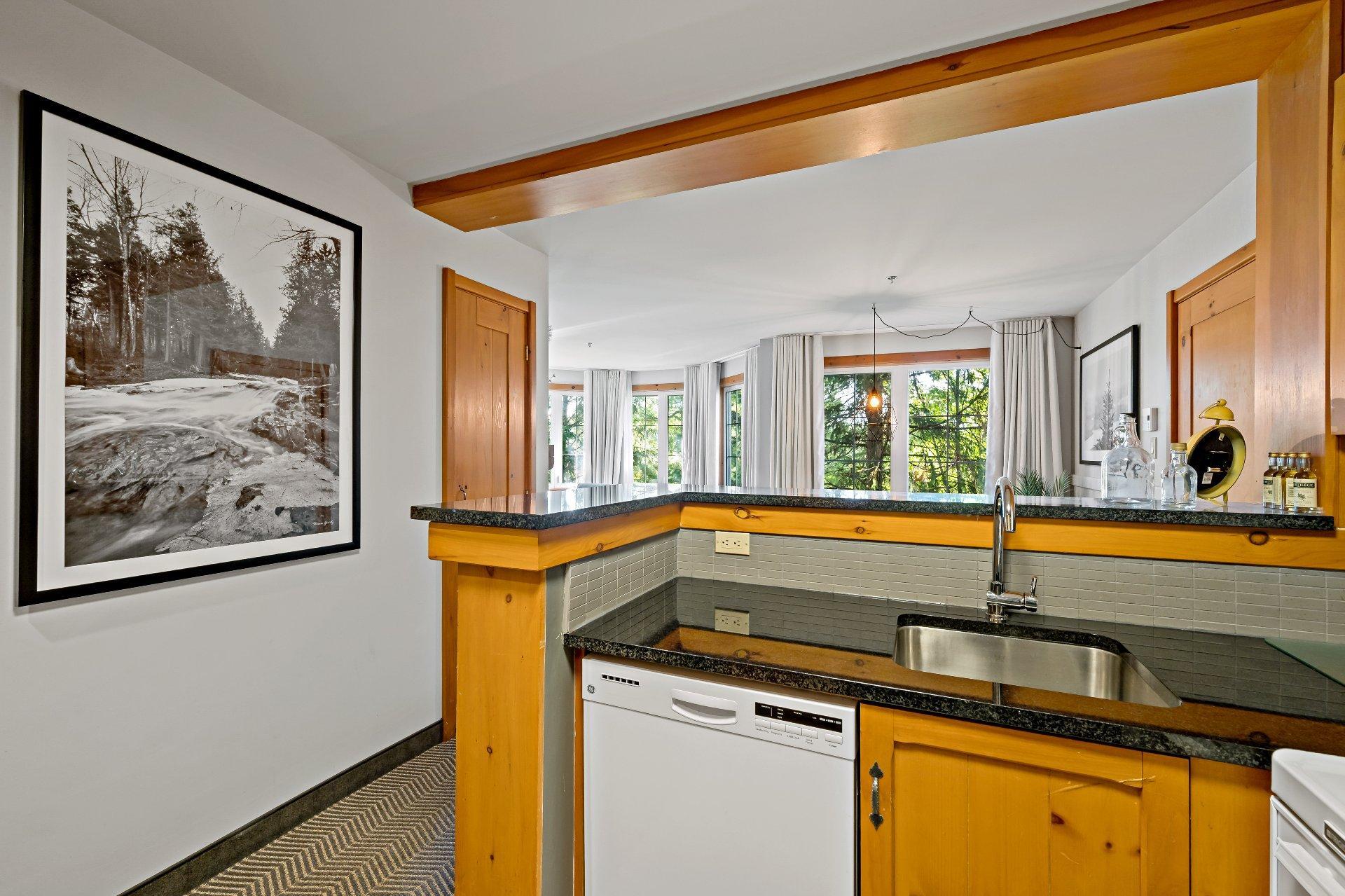 









140


Ch. au Pied-de-la-Montagne

, 313,
Mont-Tremblant,




QC
J8E3M2

