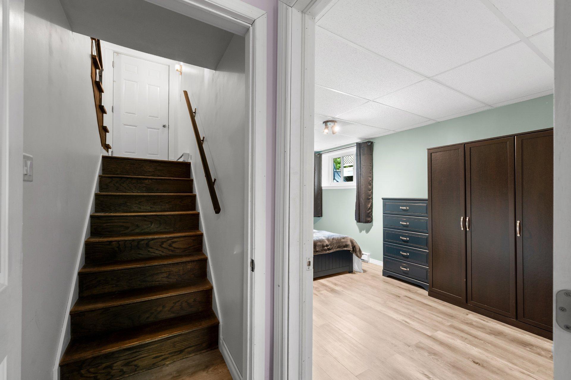 









739


Rue des Grands-Pins

,
Mont-Tremblant,




QC
J8E0B2

