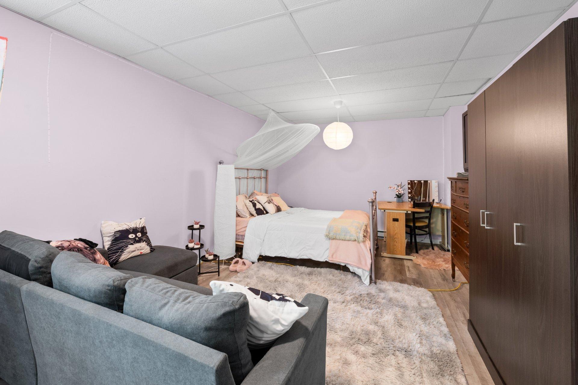 









739


Rue des Grands-Pins

,
Mont-Tremblant,




QC
J8E0B2

