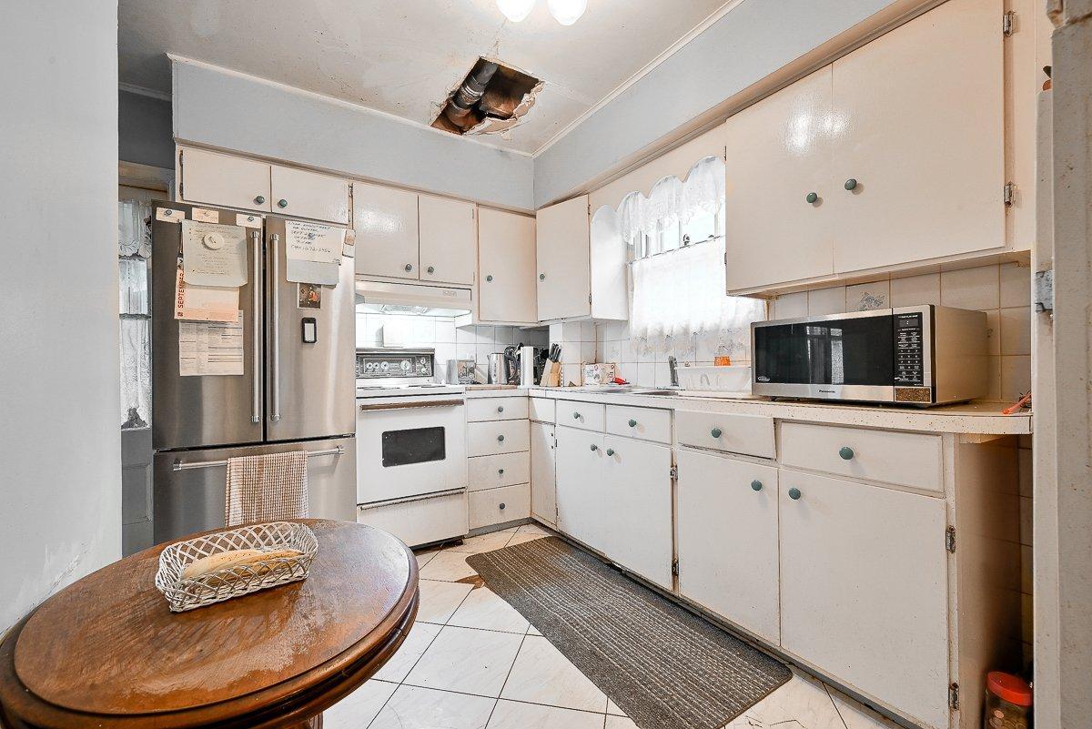 









545


Rue de Springfield

,
Longueuil (Greenfield Park),




QC
J4V1X9

