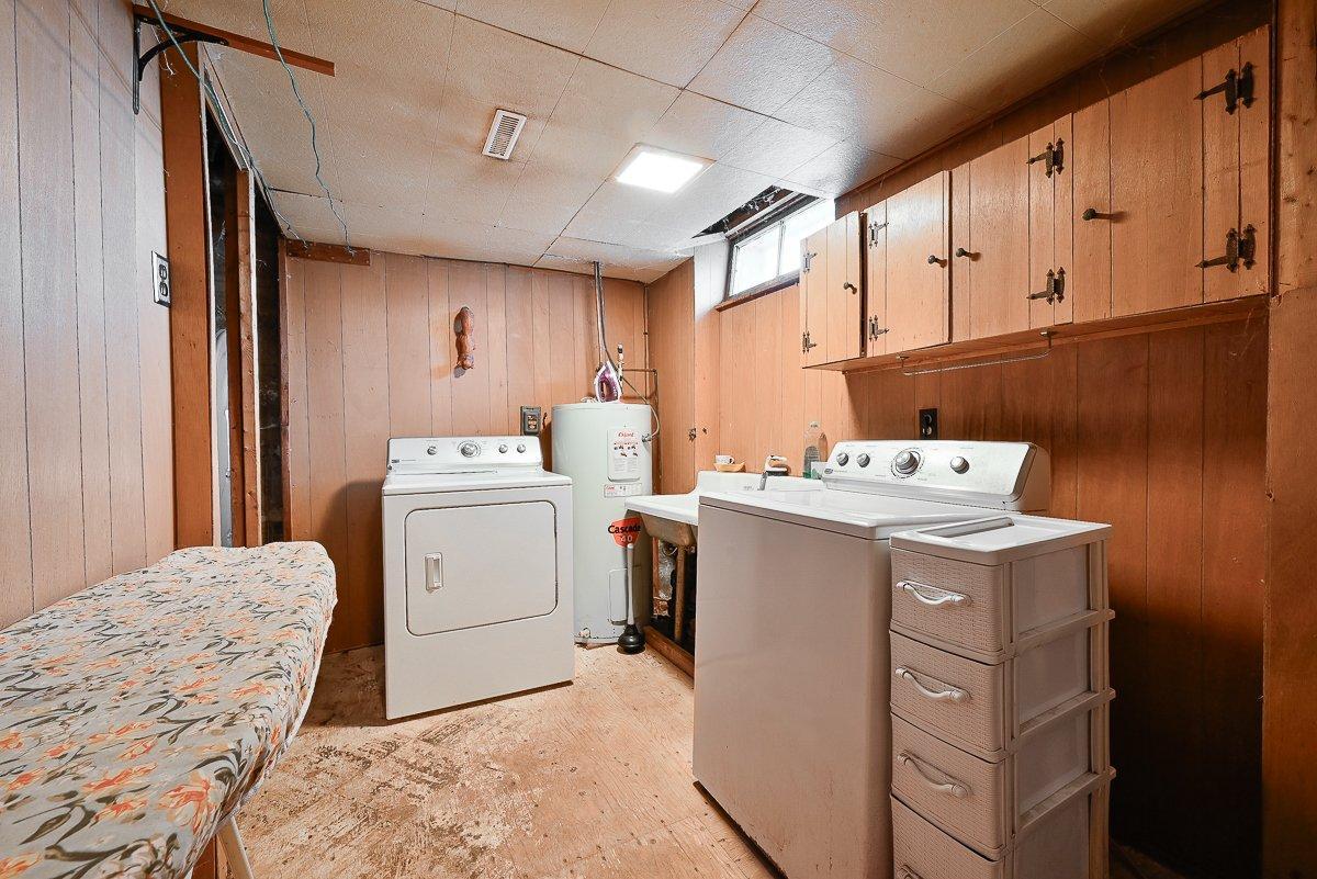 









545


Rue de Springfield

,
Longueuil (Greenfield Park),




QC
J4V1X9

