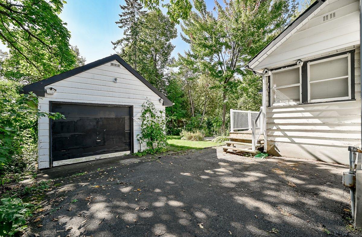 









545


Rue de Springfield

,
Longueuil (Greenfield Park),




QC
J4V1X9

