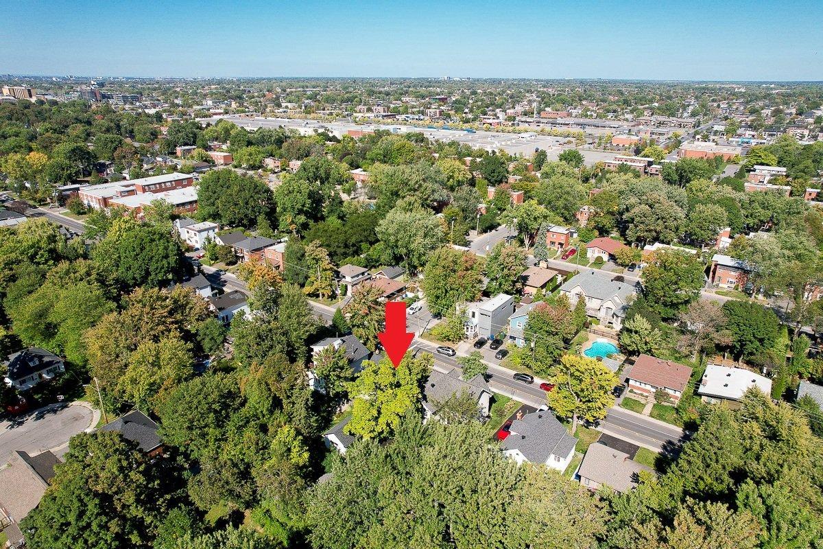 









545


Rue de Springfield

,
Longueuil (Greenfield Park),




QC
J4V1X9

