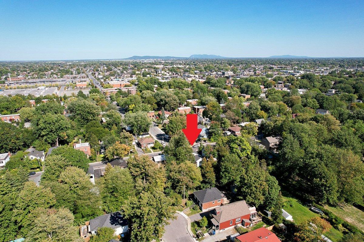 









545


Rue de Springfield

,
Longueuil (Greenfield Park),




QC
J4V1X9


