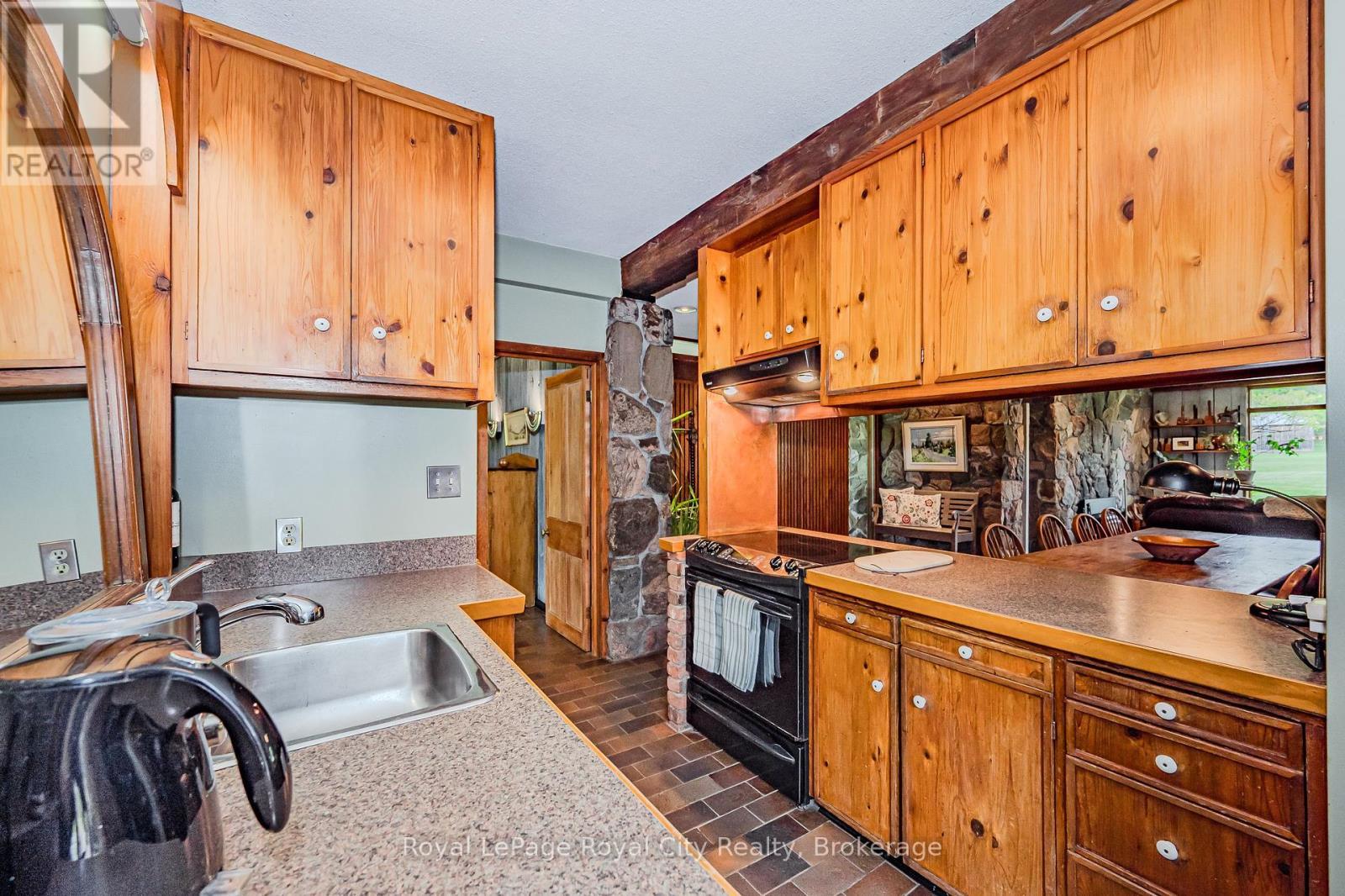 












1159 CAMPBELLVILLE ROAD

,
Milton,




Ontario
L0P1B0

