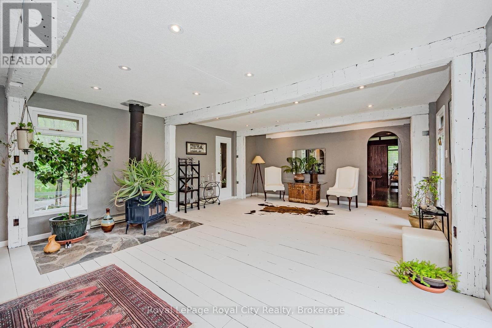 












1159 CAMPBELLVILLE ROAD

,
Milton,




Ontario
L0P1B0

