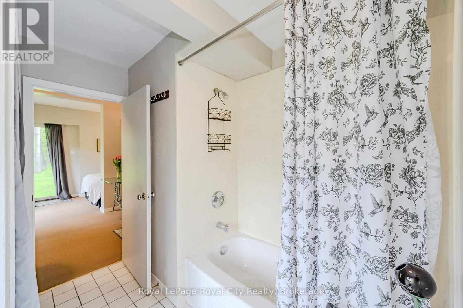 












1159 CAMPBELLVILLE ROAD

,
Milton,




Ontario
L0P1B0

