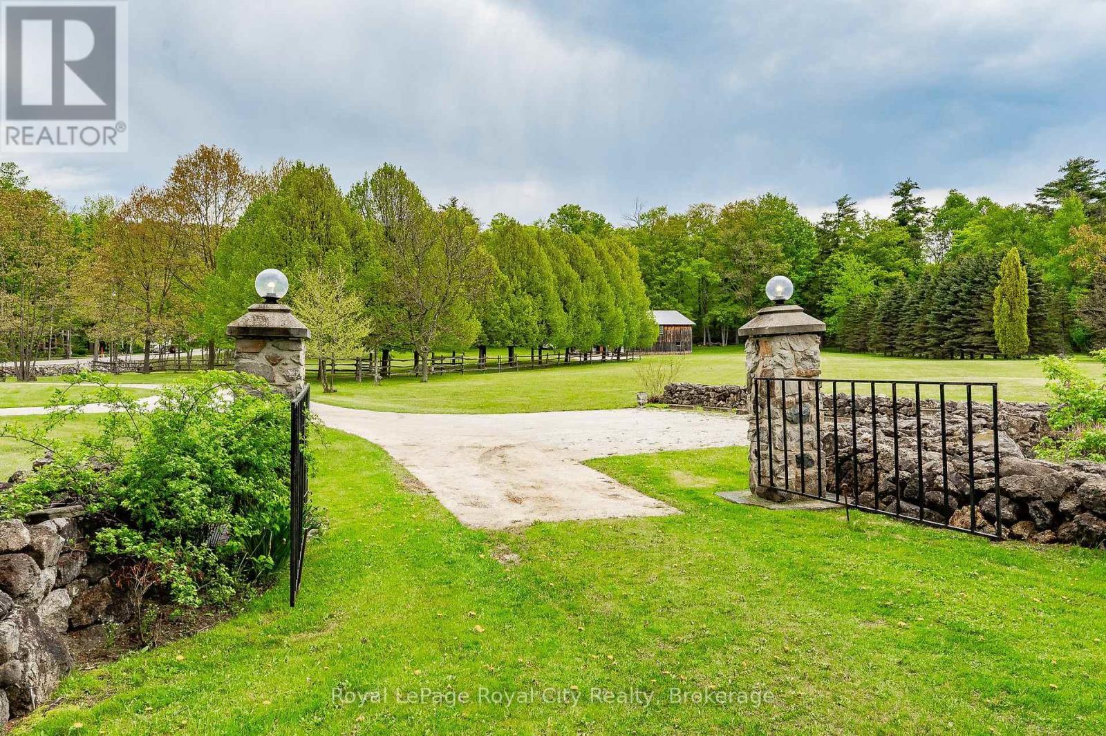 












1159 CAMPBELLVILLE ROAD

,
Milton,




Ontario
L0P1B0

