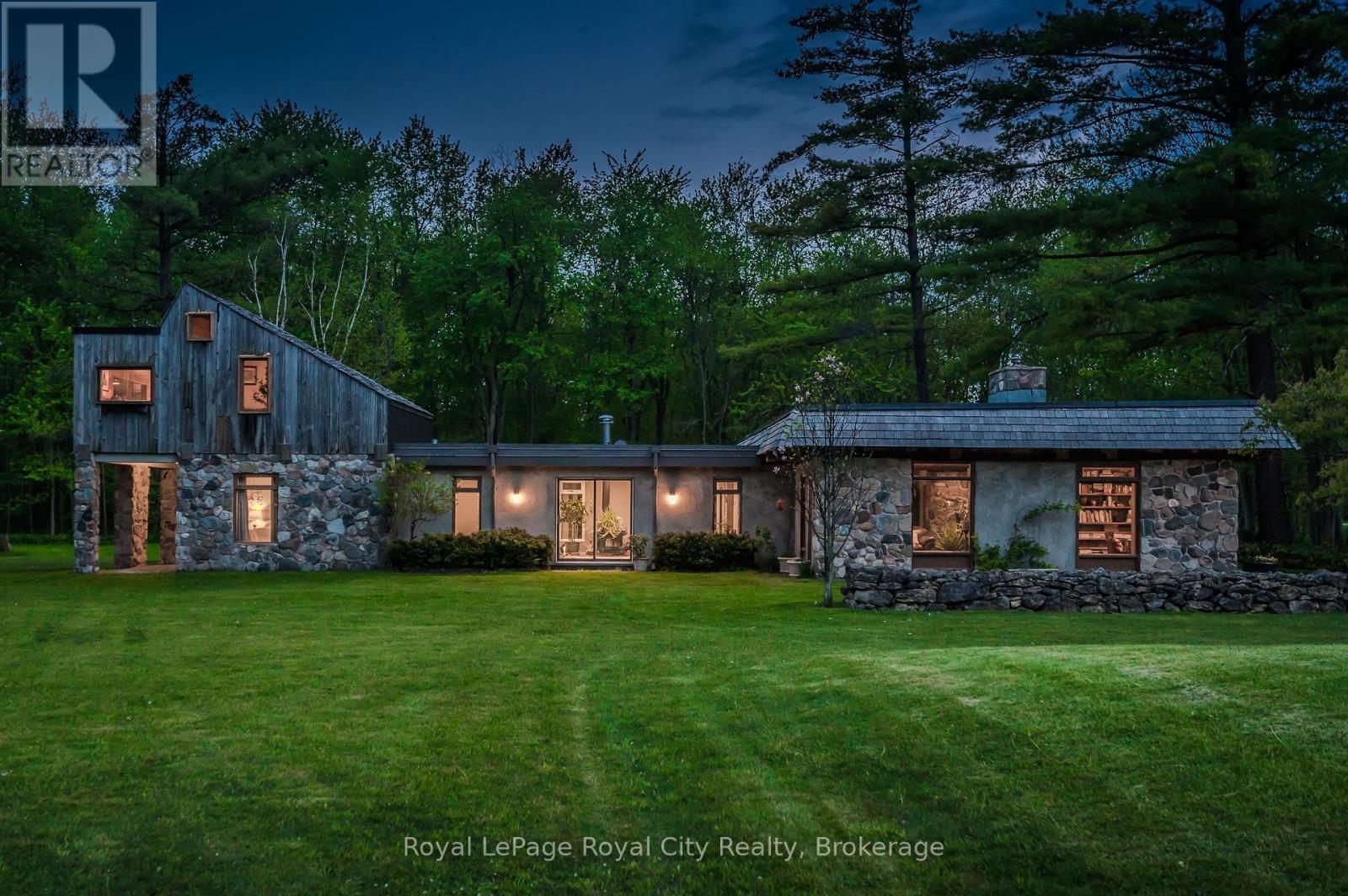 












1159 CAMPBELLVILLE ROAD

,
Milton,




Ontario
L0P1B0

