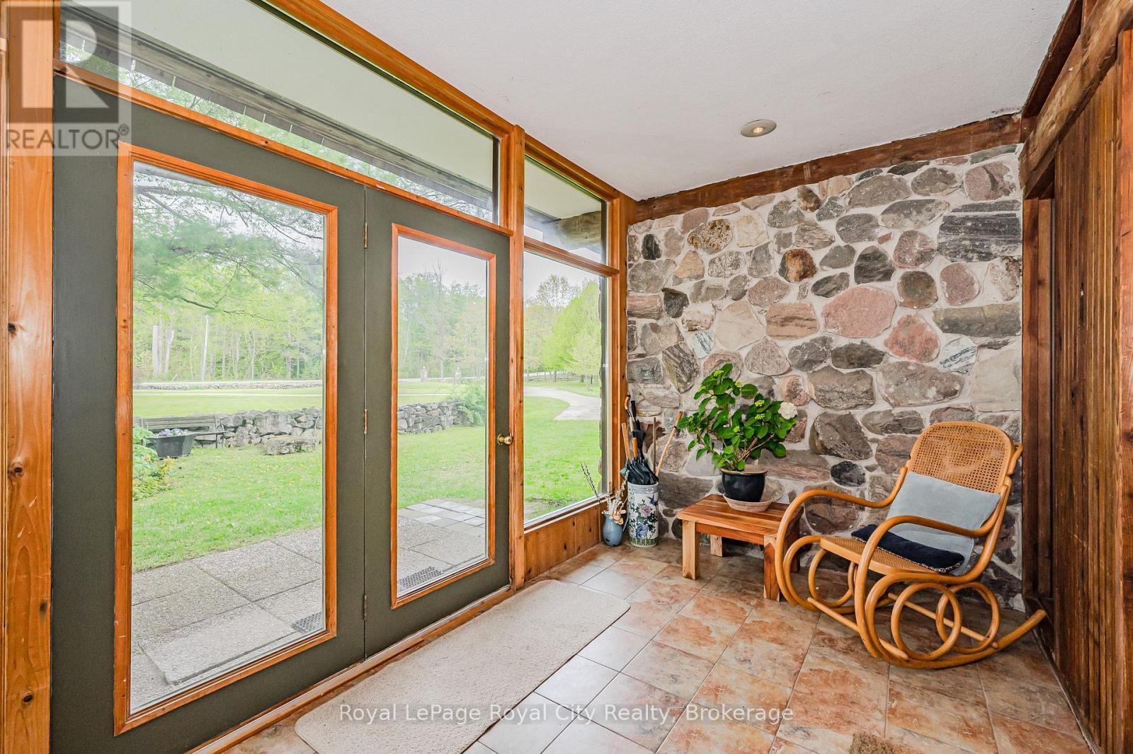 












1159 CAMPBELLVILLE ROAD

,
Milton,




Ontario
L0P1B0

