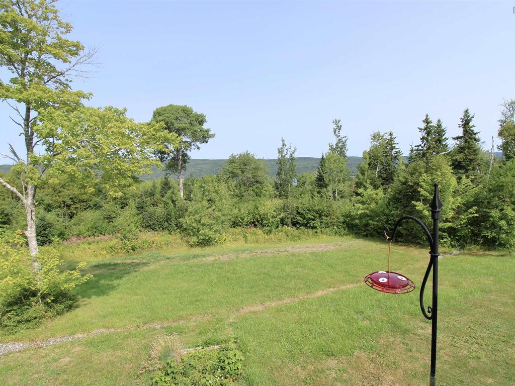 












11599 Kempt Head Road

,
Boularderie Center,




NS
B1X 1K6

