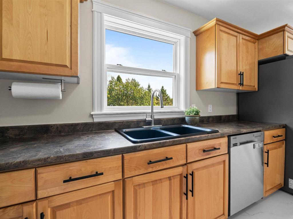 












36 Elderberry Lane

,
Brookside,




NS
B3T 2L4

