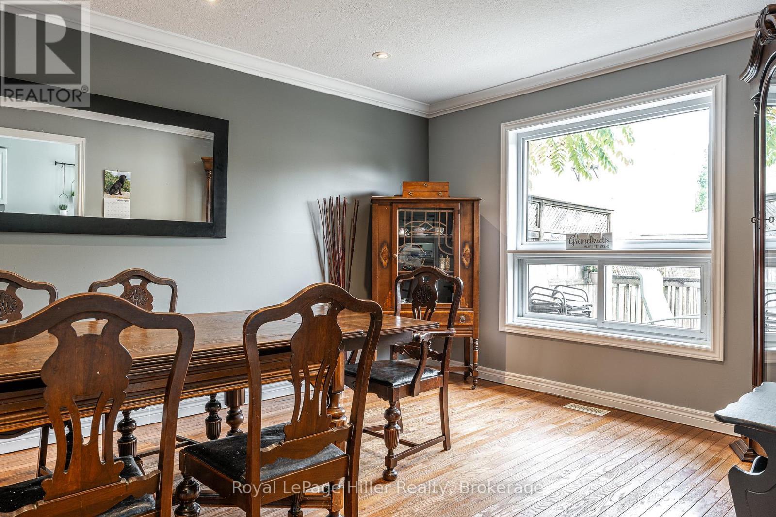 












416 BRUNSWICK STREET

,
Stratford,




Ontario
N5A3N4

