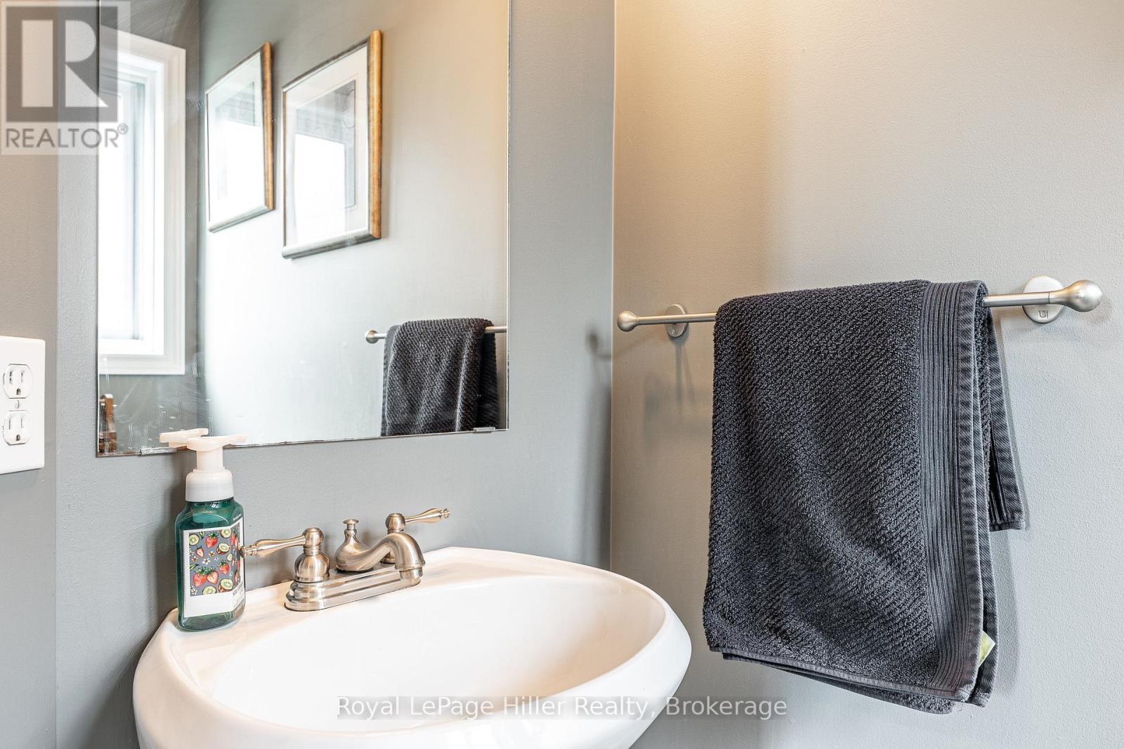 












416 BRUNSWICK STREET

,
Stratford,




Ontario
N5A3N4

