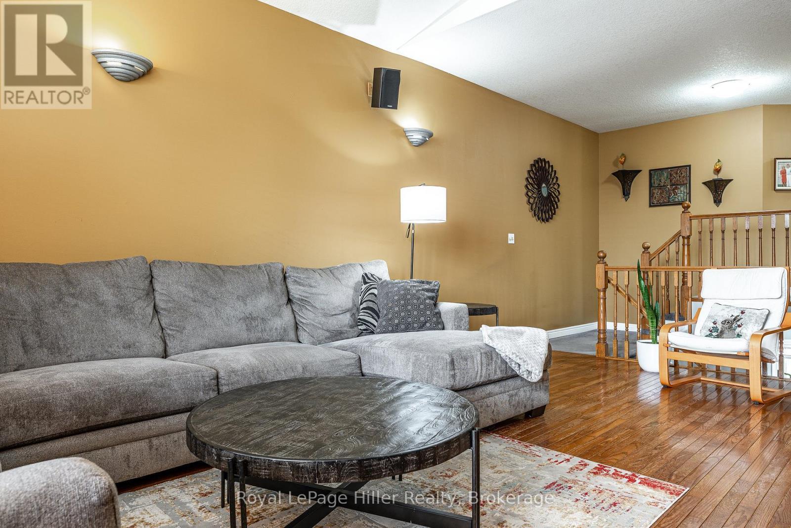 












416 BRUNSWICK STREET

,
Stratford,




Ontario
N5A3N4

