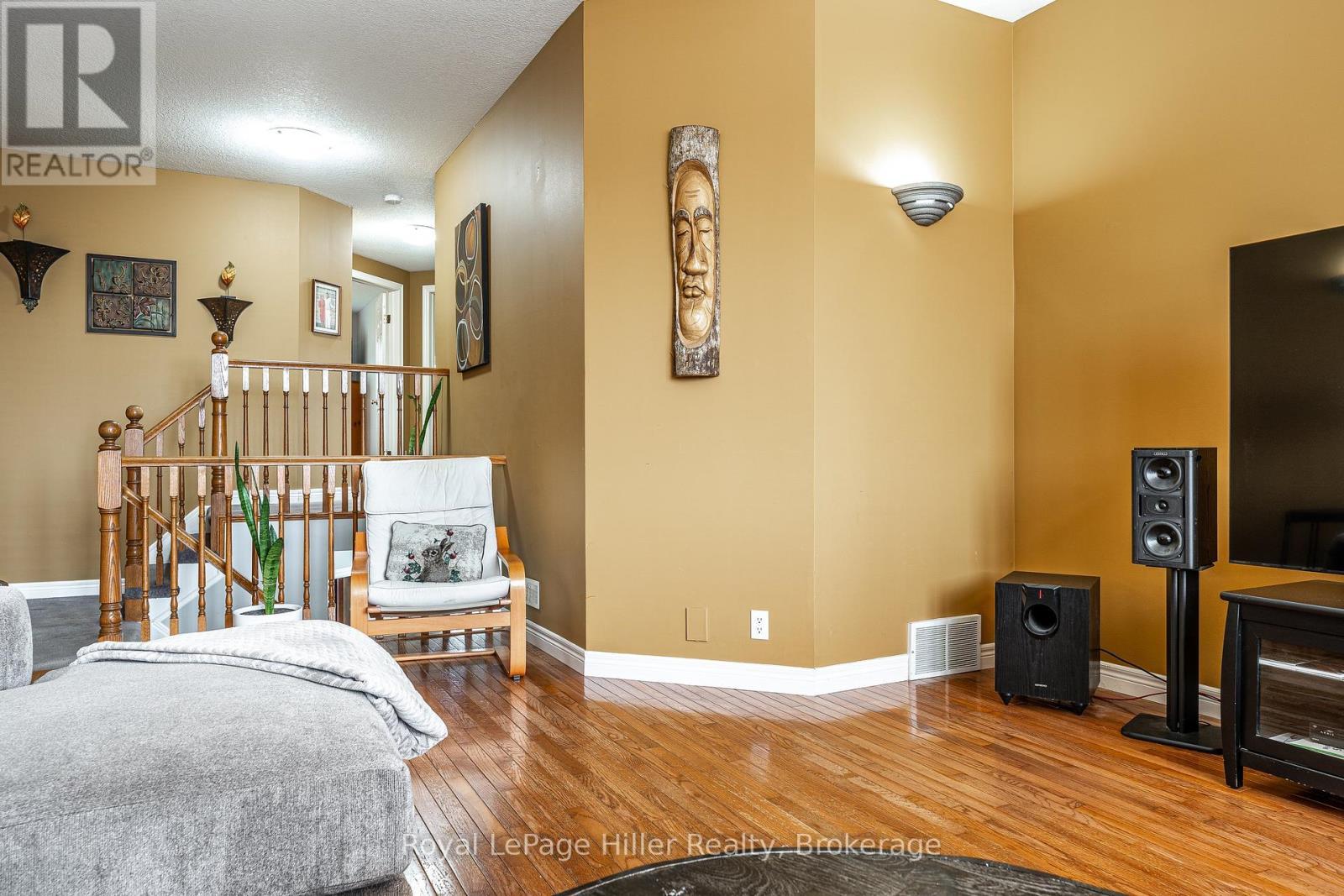 












416 BRUNSWICK STREET

,
Stratford,




Ontario
N5A3N4

