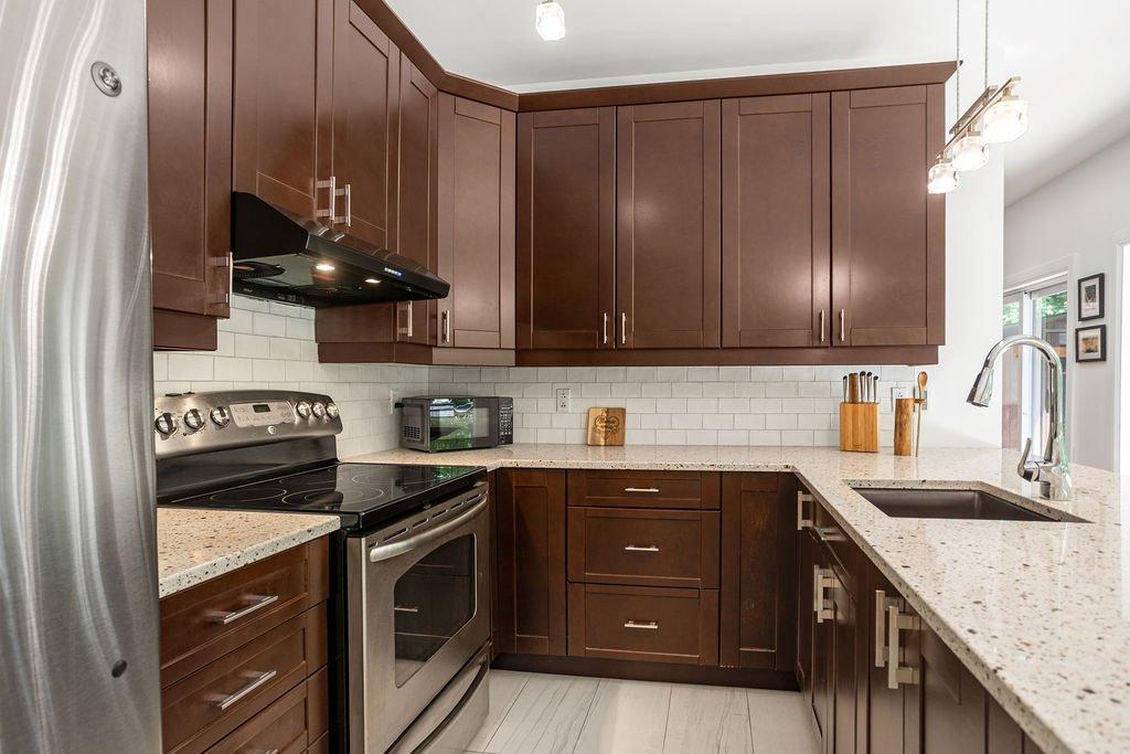 









37


Ch. Stephenson

,
Gore,




QC
J8H3W8

