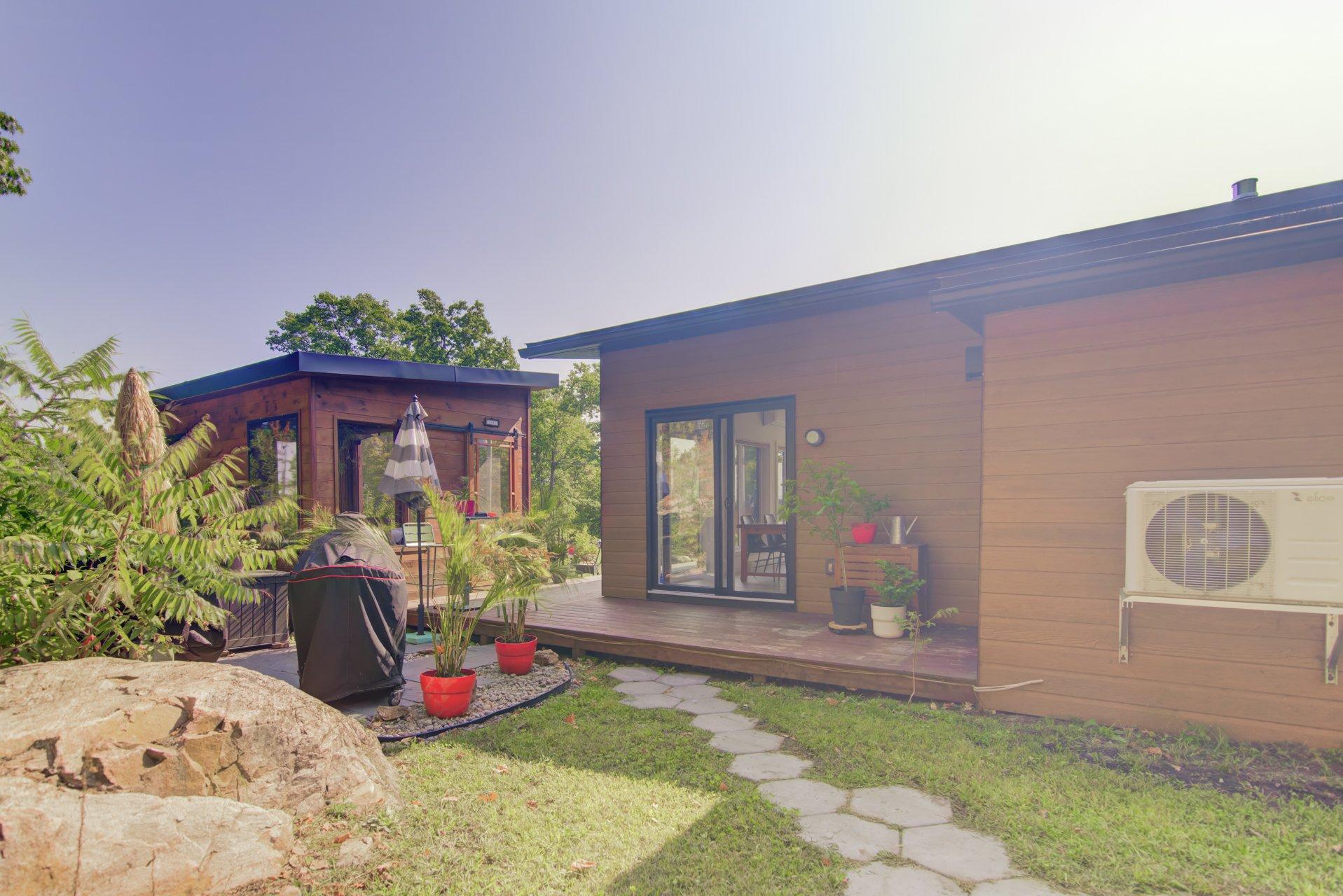 









1097


Ch. de la Côte

,
Lachute,




QC
J8H3W7

