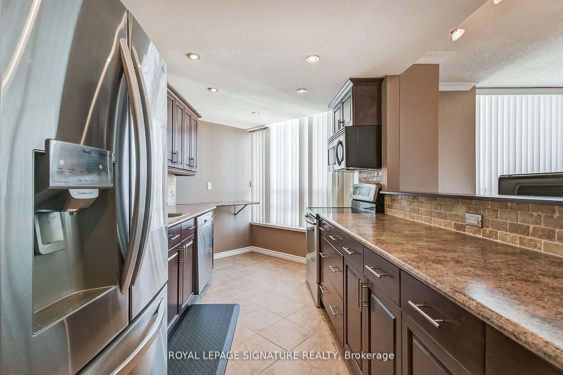 









75


King

Street East, 1105,
Mississauga,




ON
L5A 4G5

