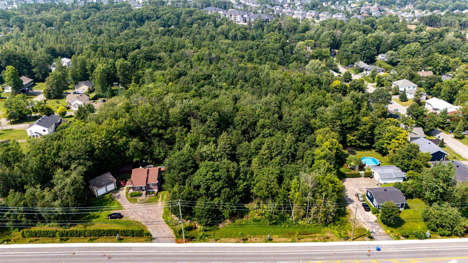 












Boul. Lajeunesse O.

,
Saint-Jérôme,







QC
J5L1K2

