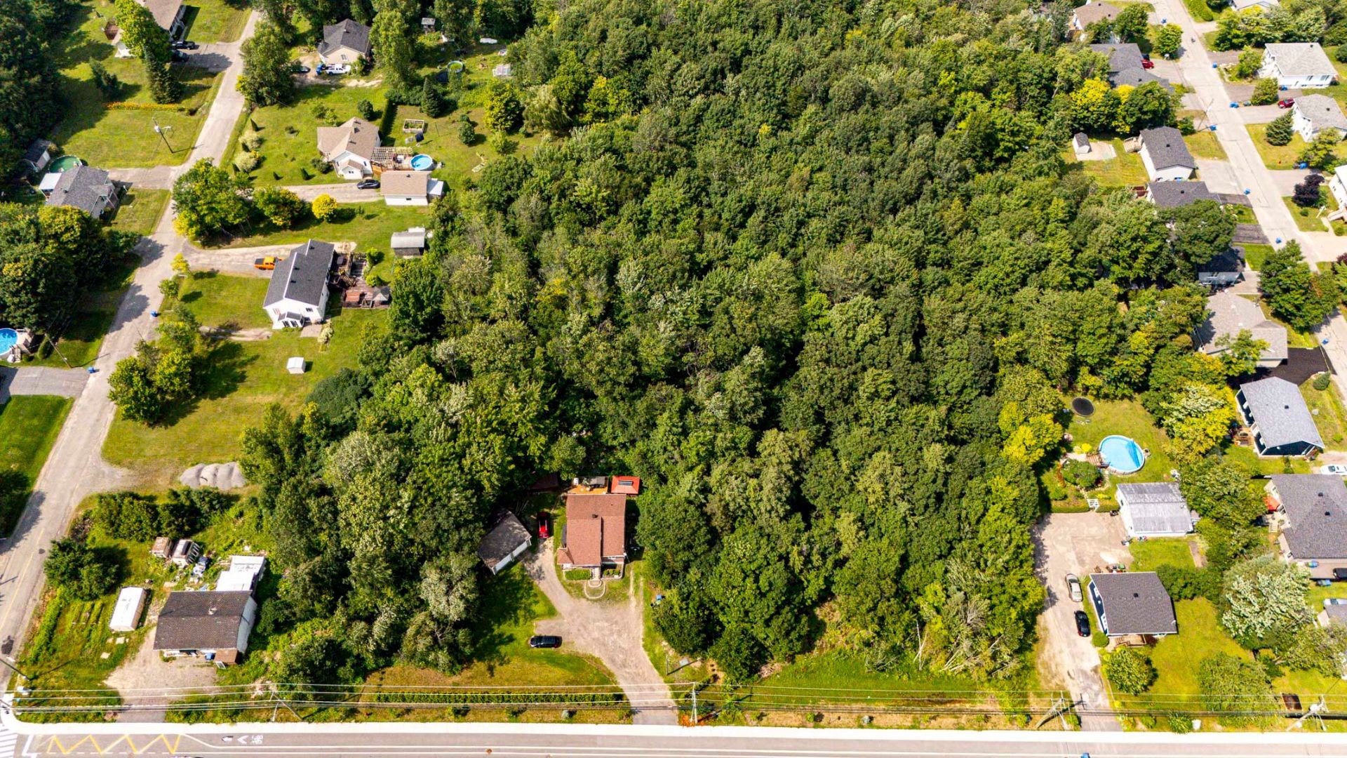 









1026


Boul. Lajeunesse O.

,
Saint-Jérôme,







QC
J5L1K2

