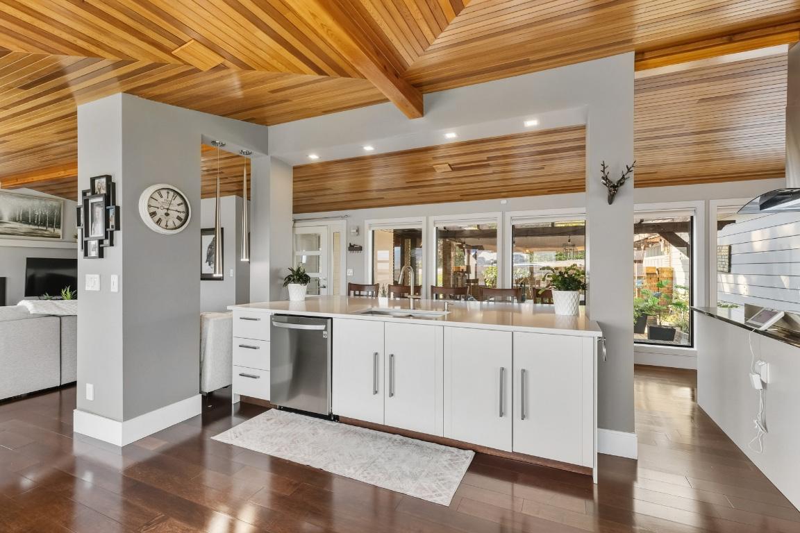 









6555


Sherburn

Road,
Peachland,




BC
V0H 1X7

