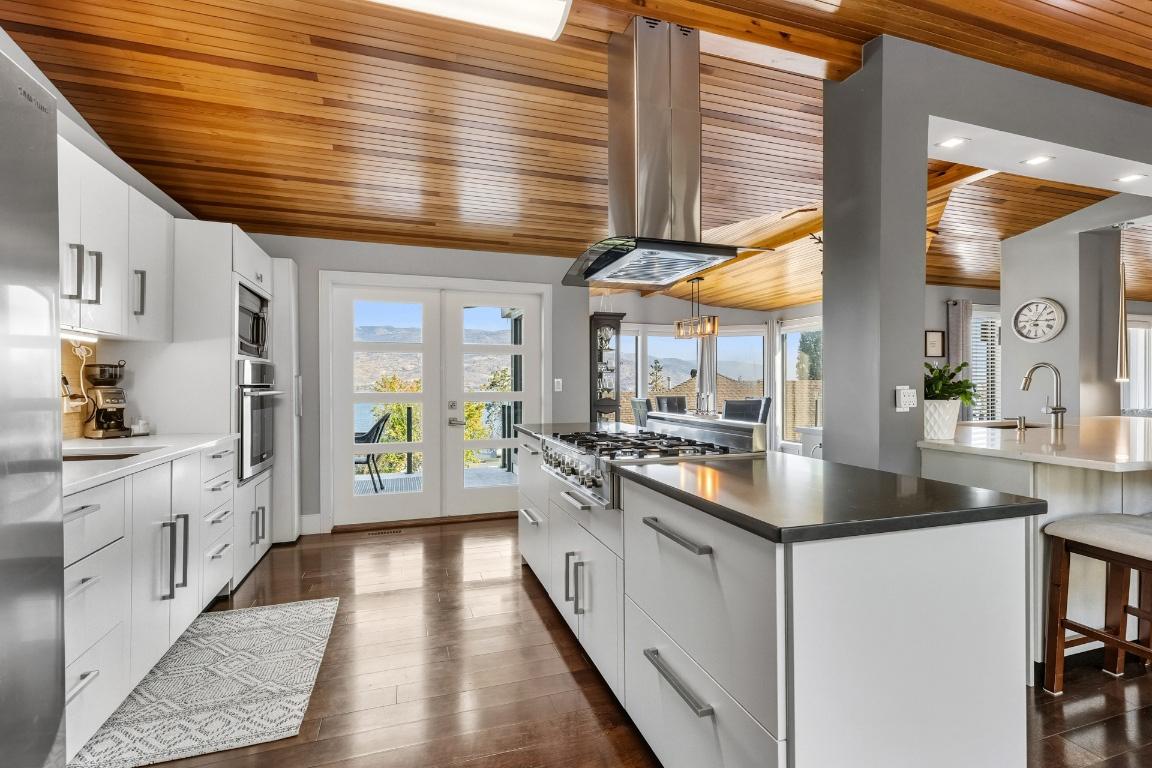 









6555


Sherburn

Road,
Peachland,




BC
V0H 1X7

