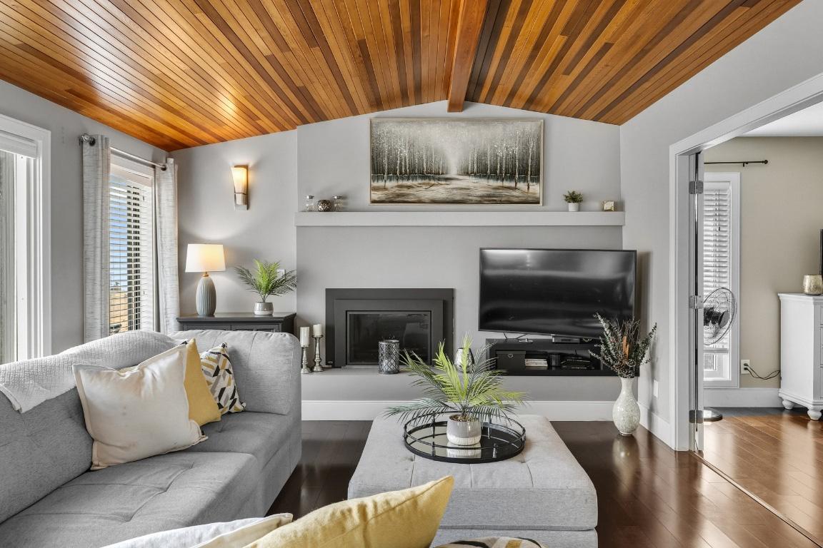 









6555


Sherburn

Road,
Peachland,




BC
V0H 1X7

