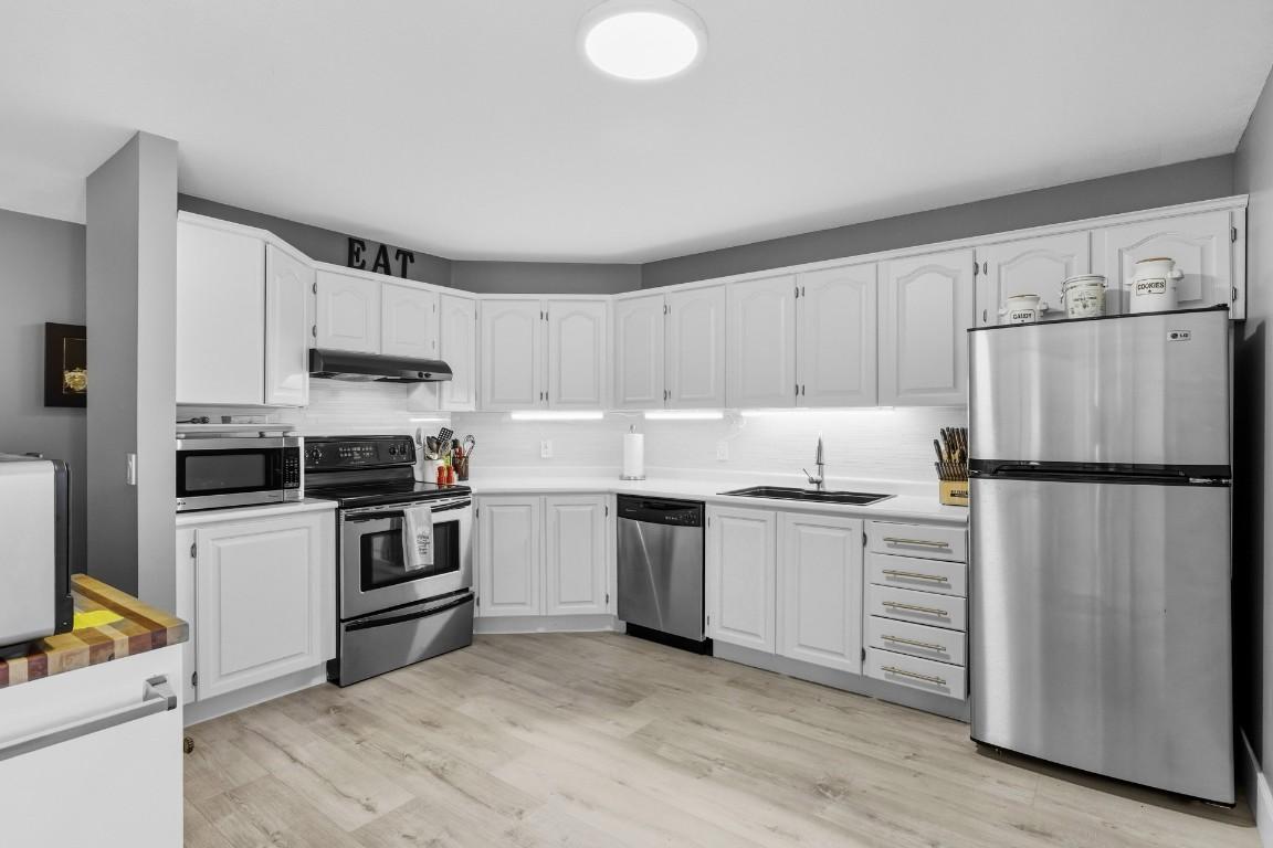 









6555


Sherburn

Road,
Peachland,




BC
V0H 1X7

