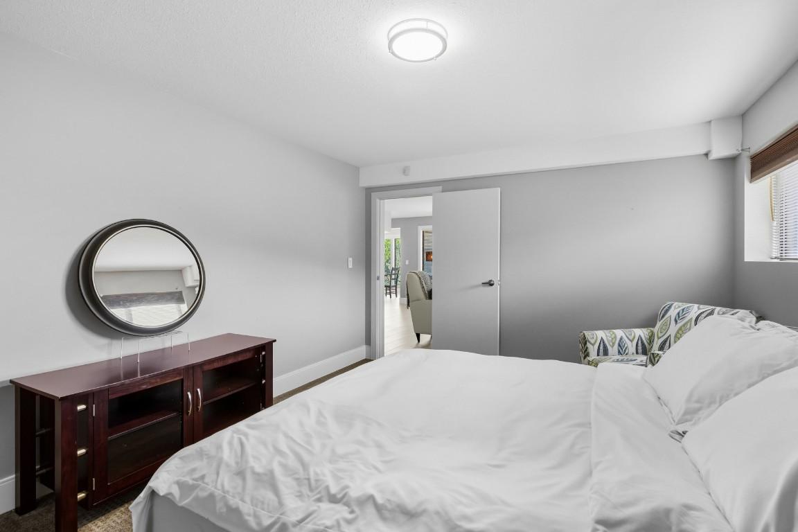 









6555


Sherburn

Road,
Peachland,




BC
V0H 1X7

