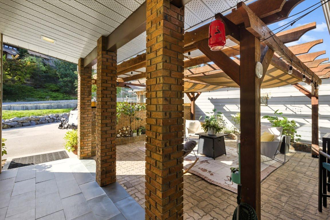 









6555


Sherburn

Road,
Peachland,




BC
V0H 1X7

