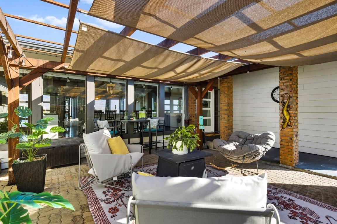 









6555


Sherburn

Road,
Peachland,




BC
V0H 1X7

