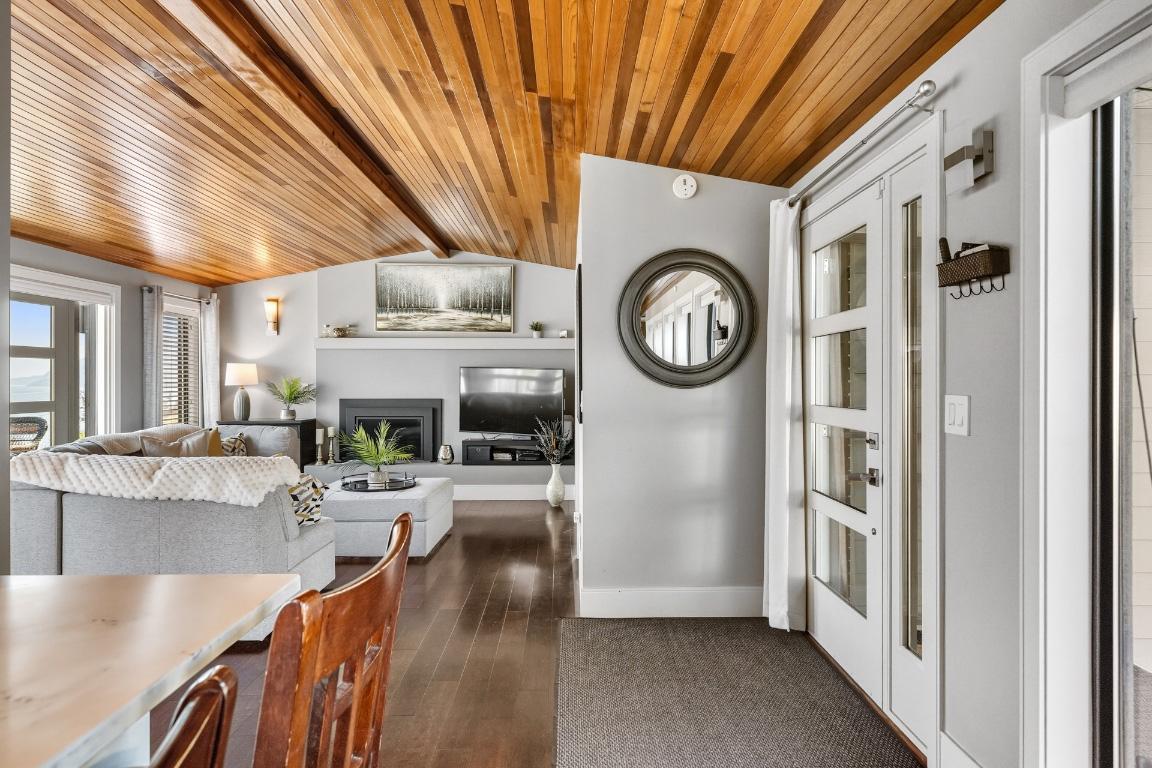 









6555


Sherburn

Road,
Peachland,




BC
V0H 1X7

