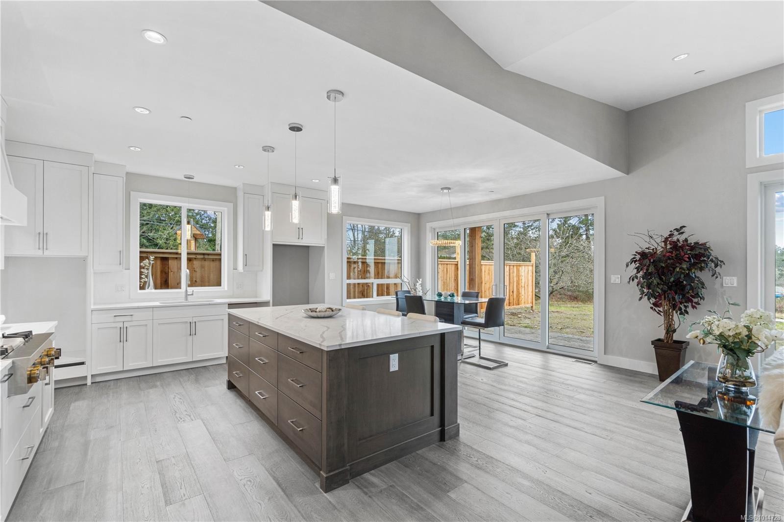 









1017


Coral

Pl,
French Creek,




BC
V9P 2E1

