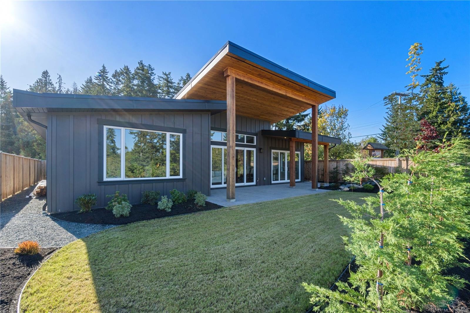 









1017


Coral

Pl,
French Creek,




BC
V9P 2E1

