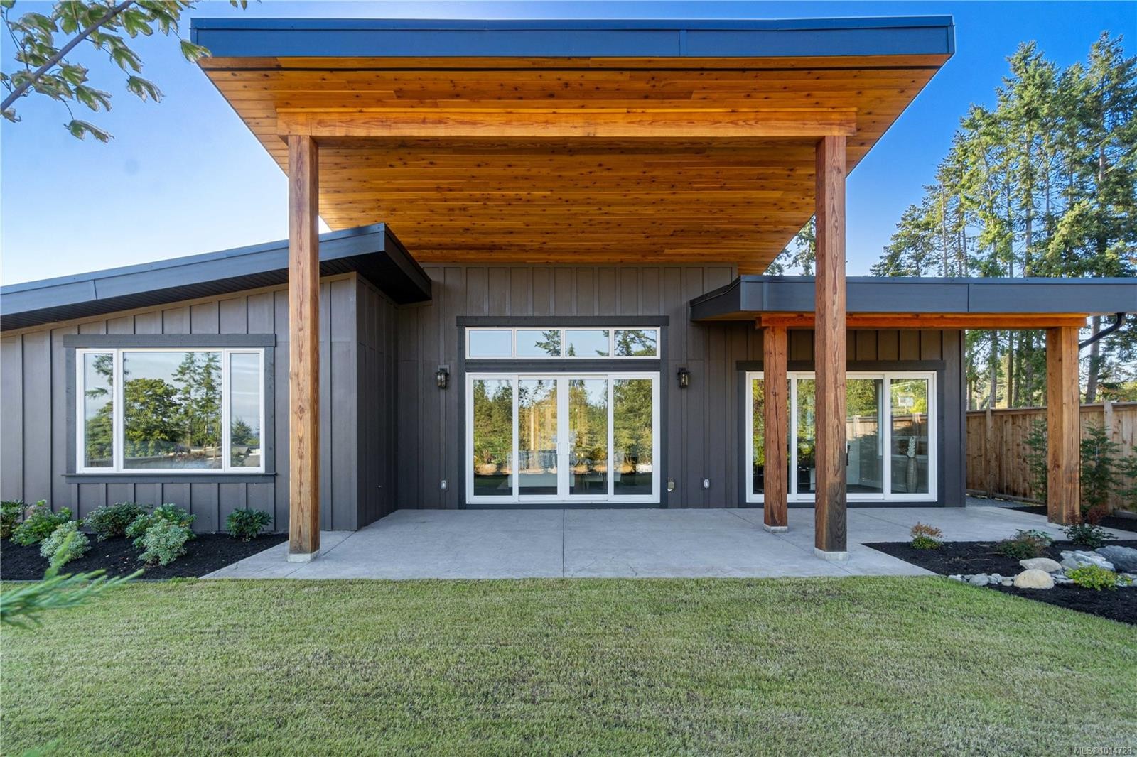 









1017


Coral

Pl,
French Creek,




BC
V9P 2E1

