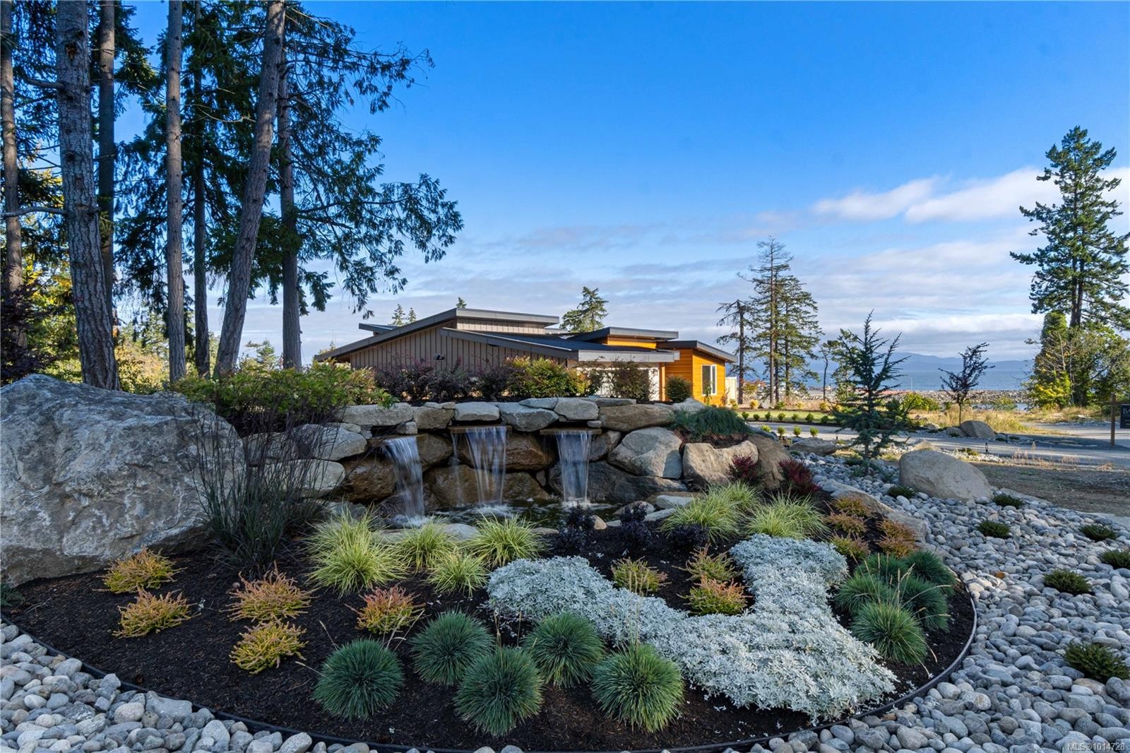 









1017


Coral

Pl,
French Creek,




BC
V9P 2E1

