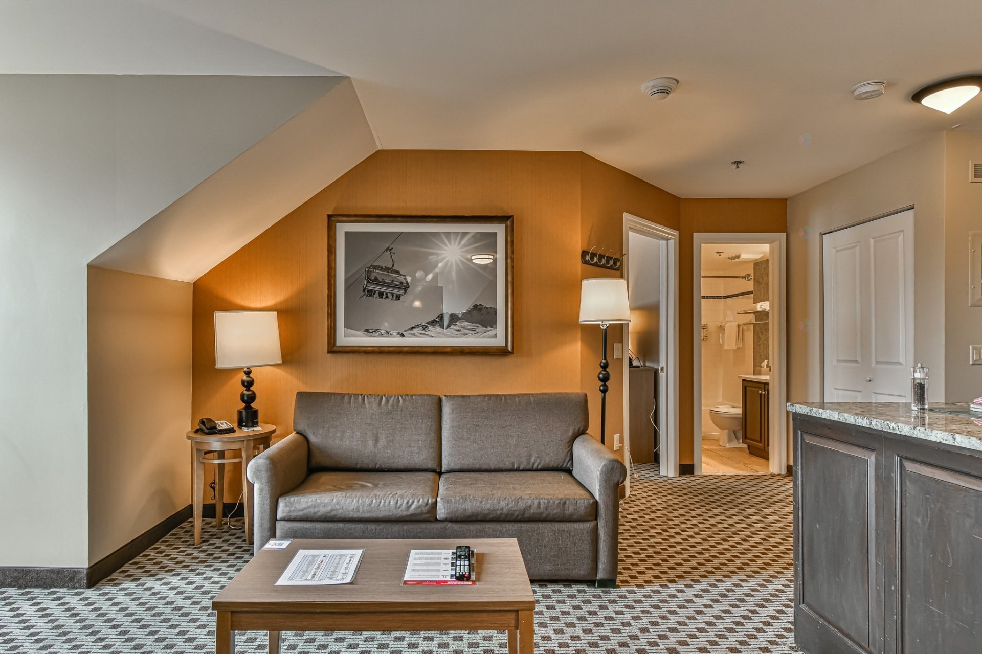 









160


Ch. du Curé-Deslauriers

, 441,
Mont-Tremblant,




QC
J8E1C9

