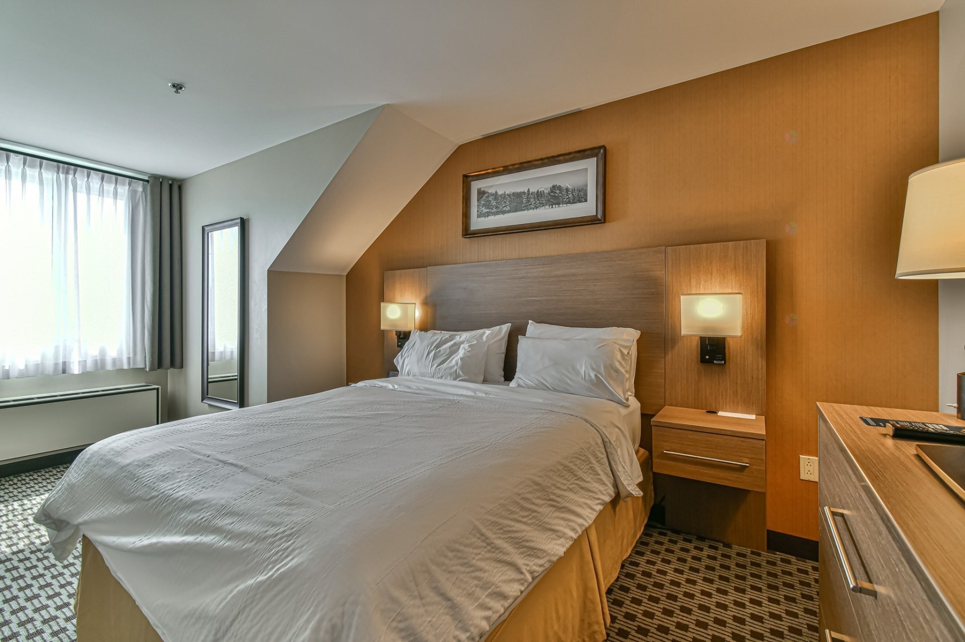 









160


Ch. du Curé-Deslauriers

, 441,
Mont-Tremblant,




QC
J8E1C9

