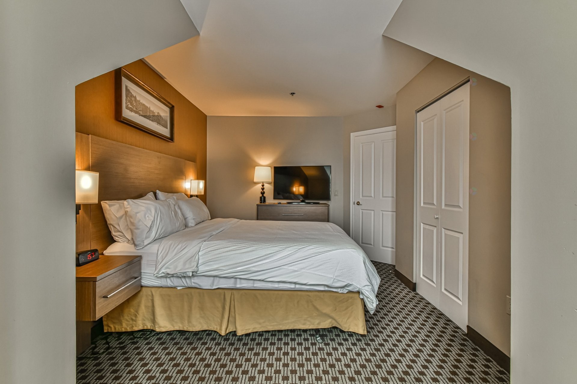 









160


Ch. du Curé-Deslauriers

, 441,
Mont-Tremblant,




QC
J8E1C9

