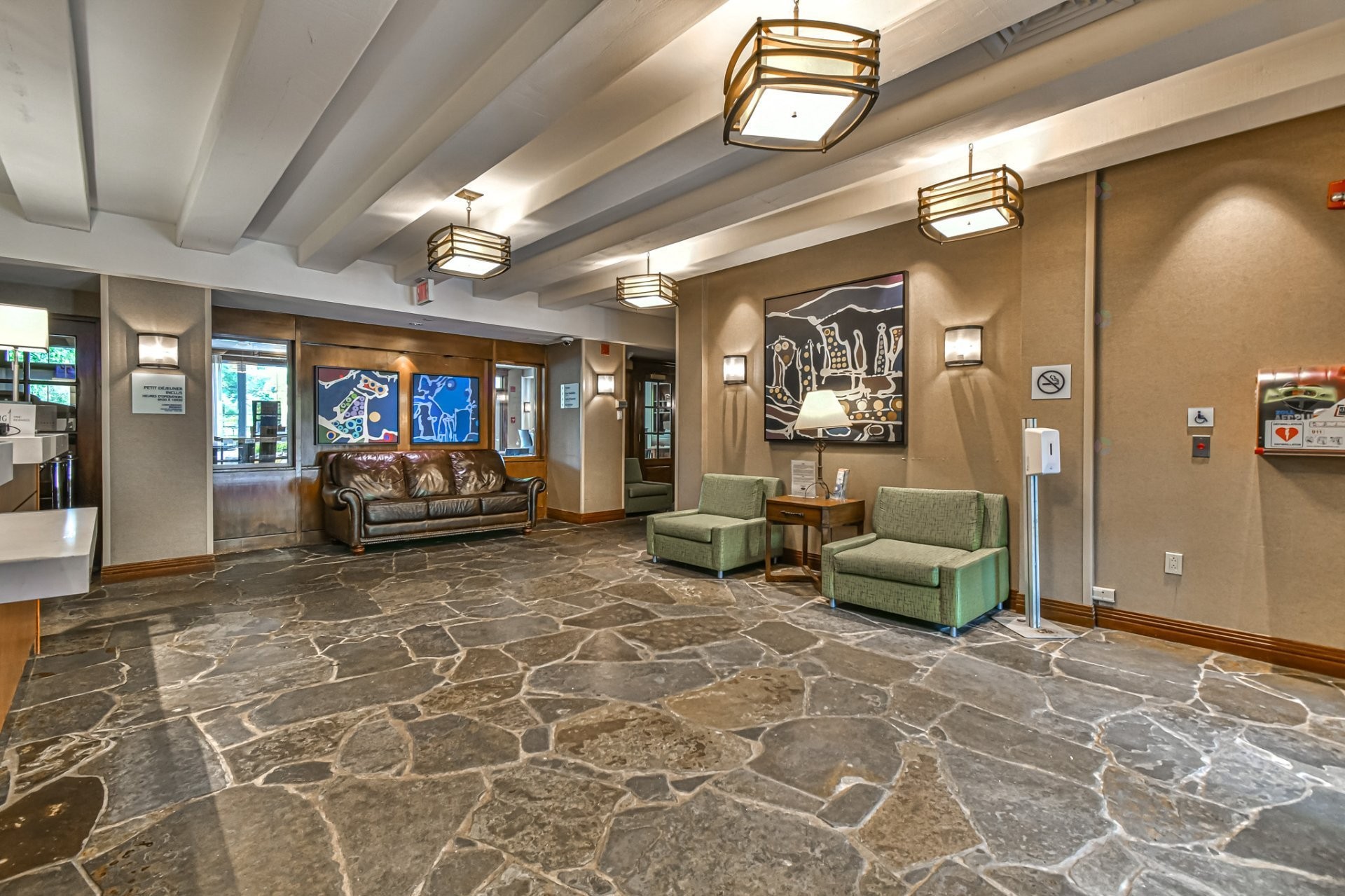 









160


Ch. du Curé-Deslauriers

, 441,
Mont-Tremblant,




QC
J8E1C9

