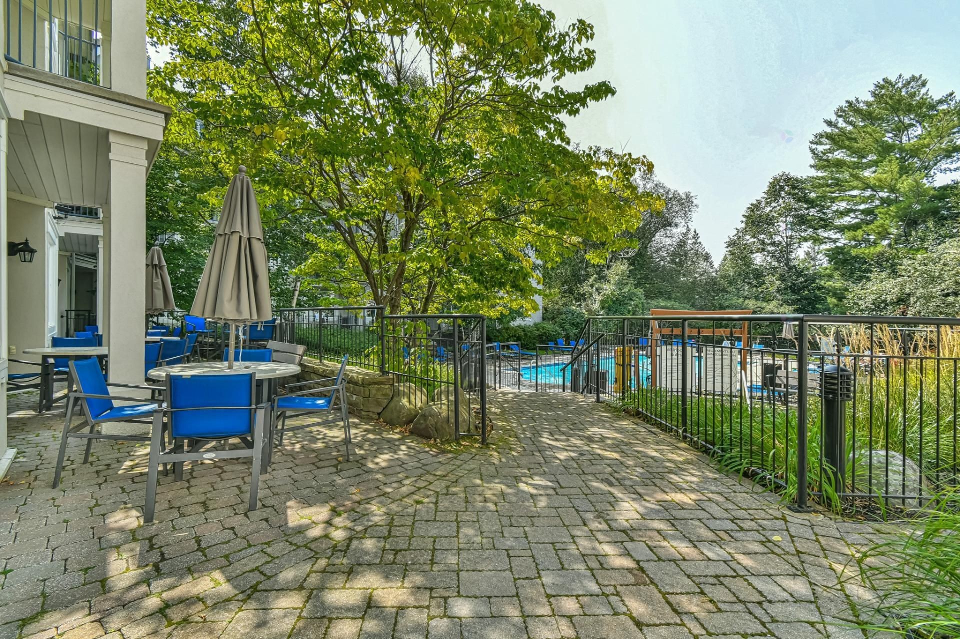 









160


Ch. du Curé-Deslauriers

, 441,
Mont-Tremblant,




QC
J8E1C9

