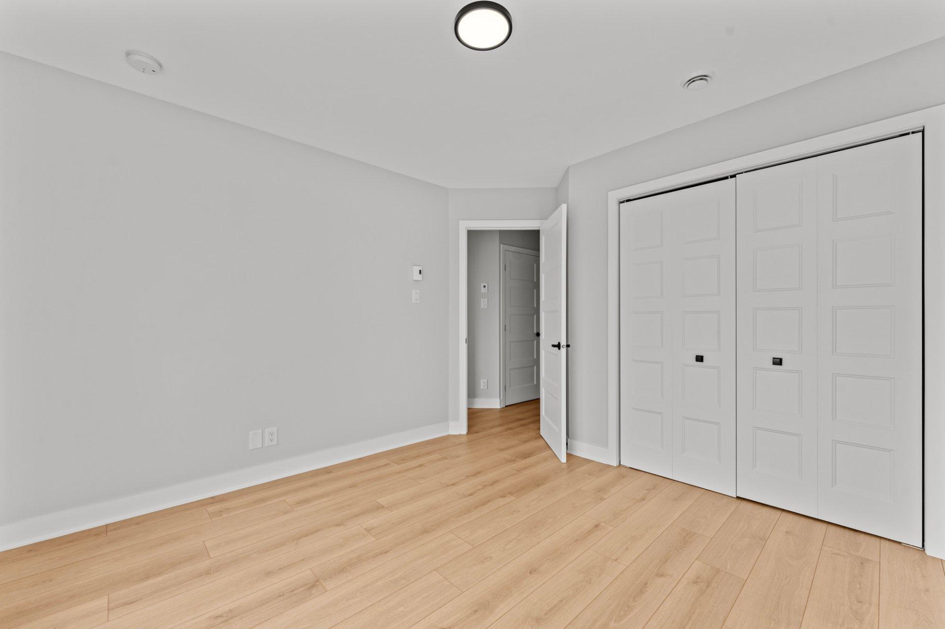 









900


Rue du Gisement

, 14,
Sherbrooke (Les Nations),




QC
J1H0N4

