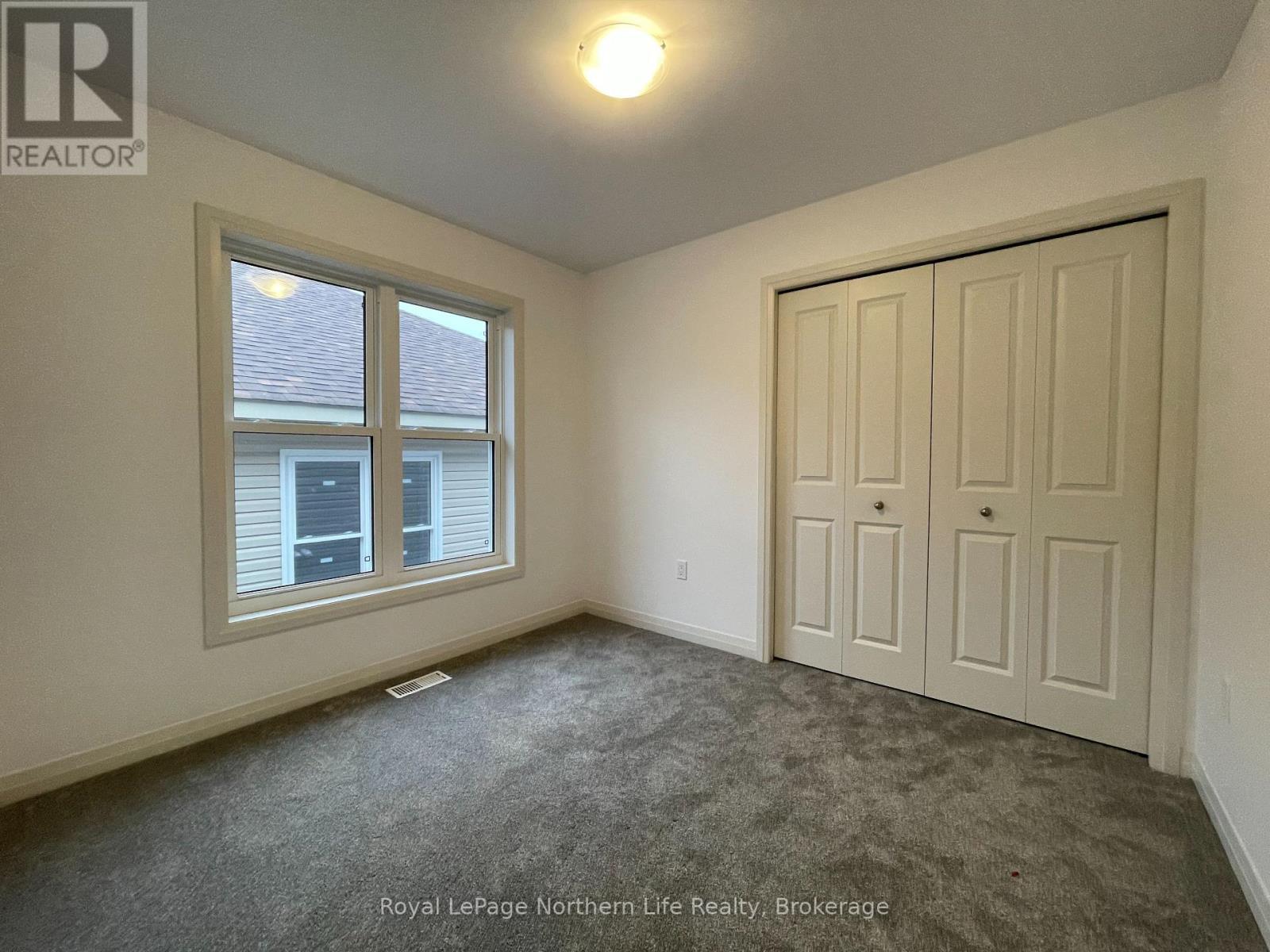 












10 MEADOW WOOD COURT

,
North Bay (Ferris),




Ontario
P1A4L5

