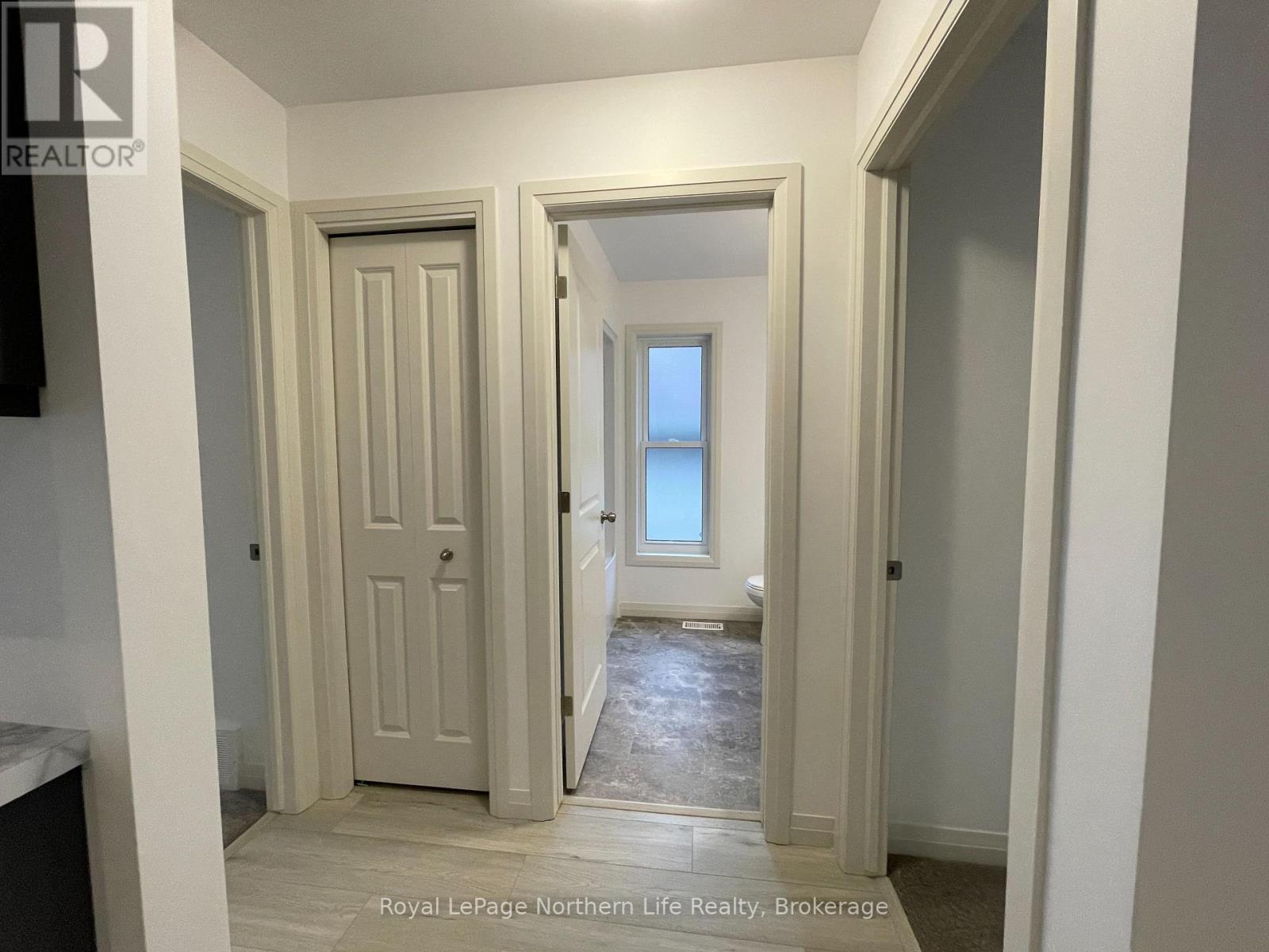 












10 MEADOW WOOD COURT

,
North Bay (Ferris),




Ontario
P1A4L5

